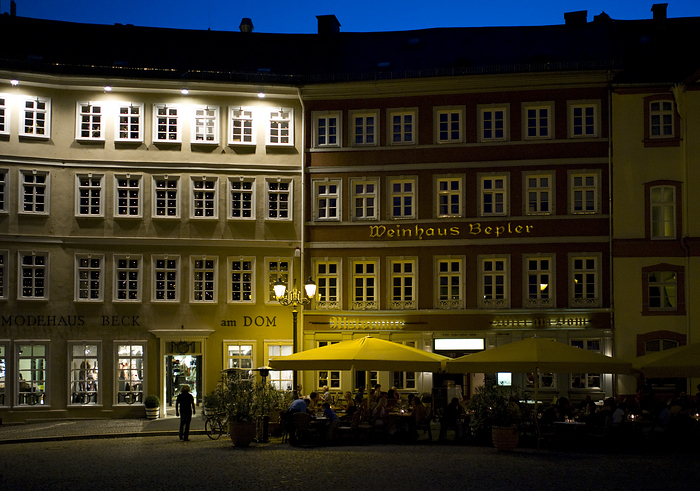 p2009 08a l 01382m